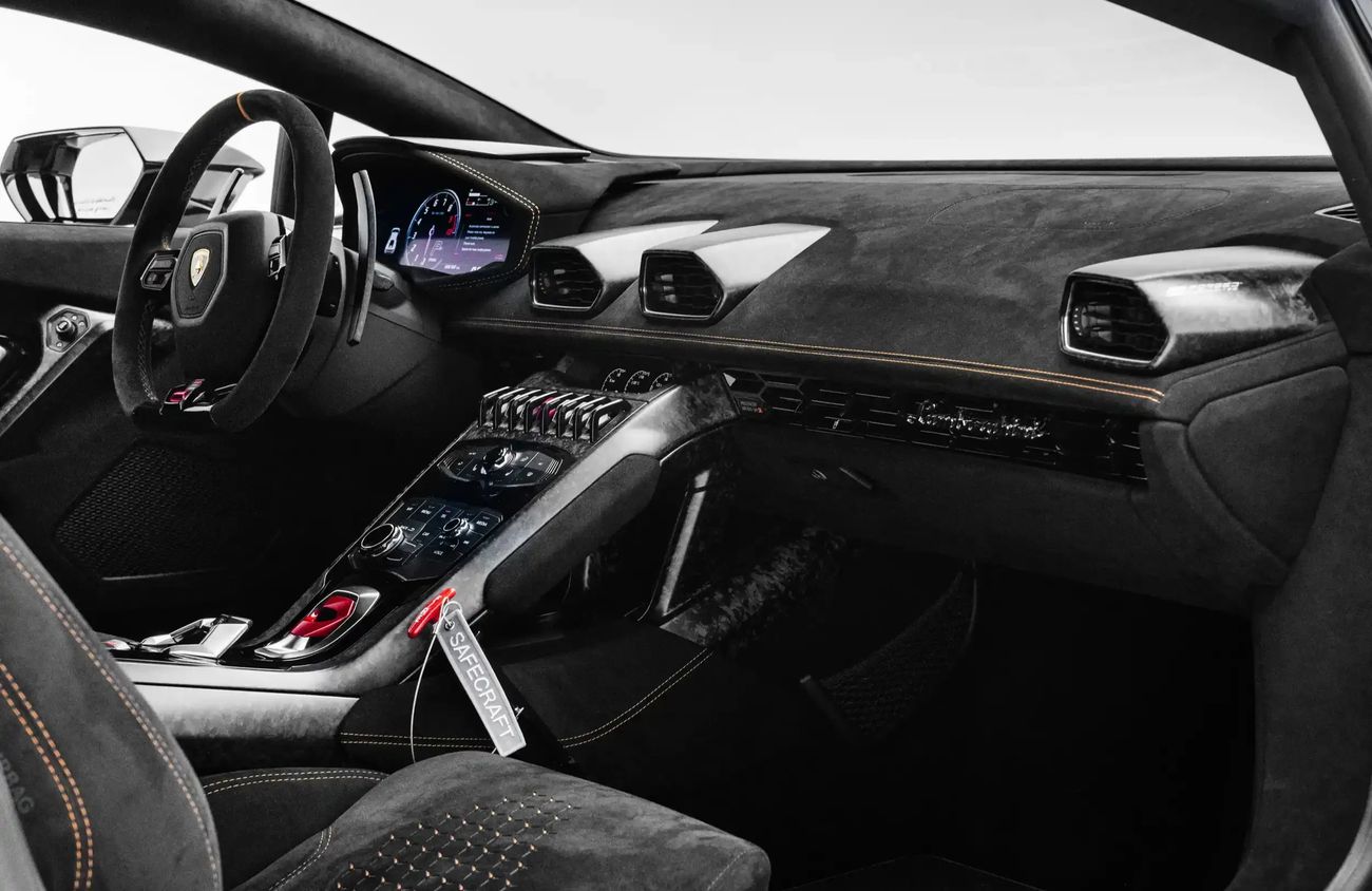 Lamborghini Huracan 5.2L V10 Twin-Turbocharged by Underground Racing