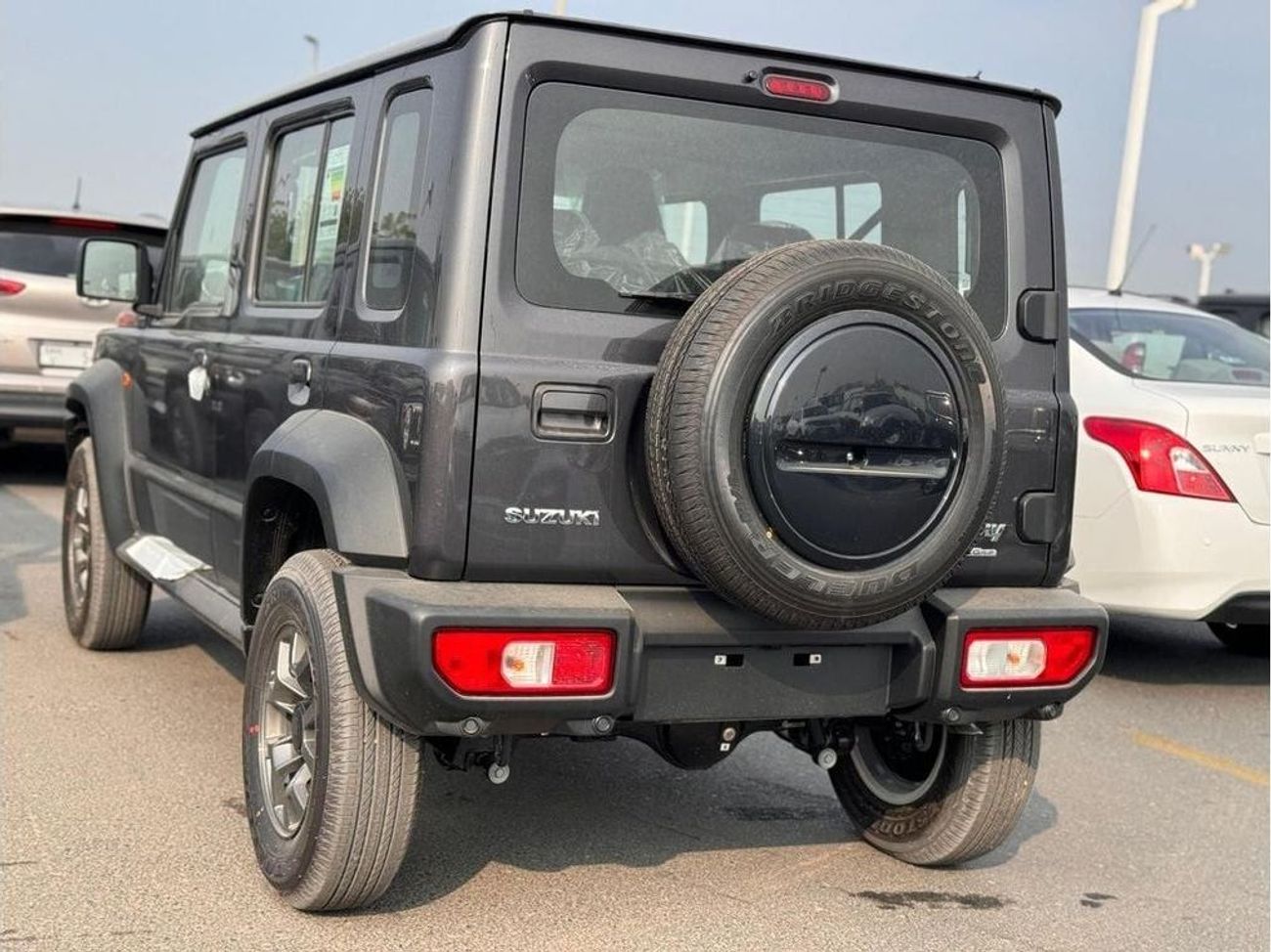 Suzuki Jimny 1.5L PETROL GLX AUTOMATIC ( GCC SPECS ) ONLY FOR RE EXPORT