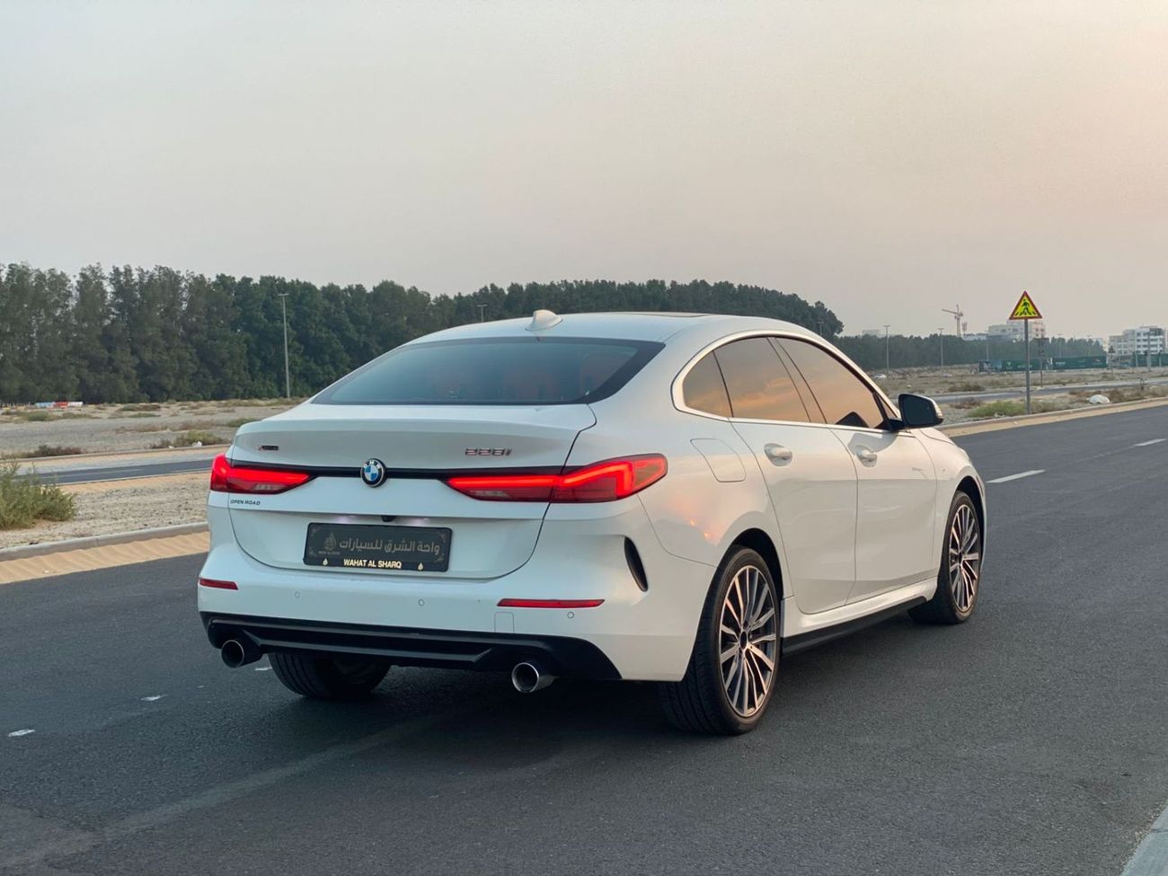 بي أم دبليو 228i