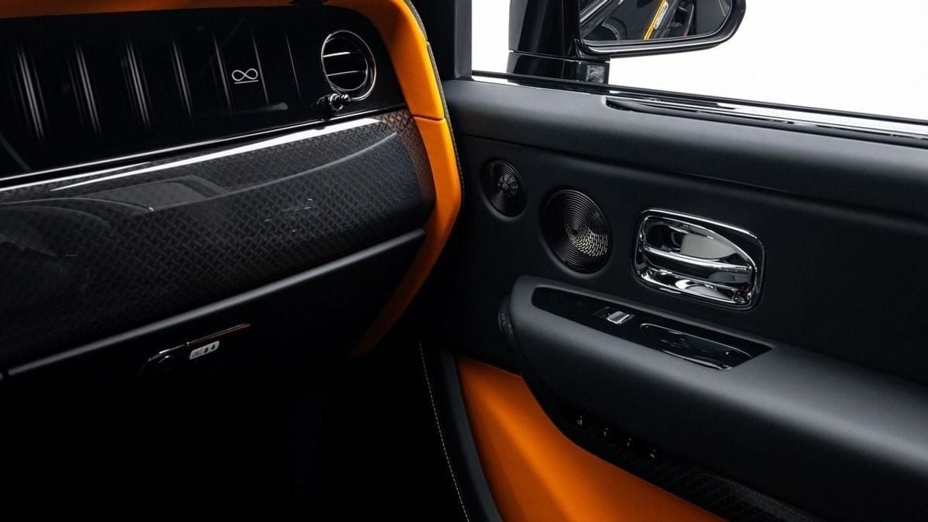 رولز رويس كولينان Black Badge - 2025 - GCC - Under Warranty and Service Contract