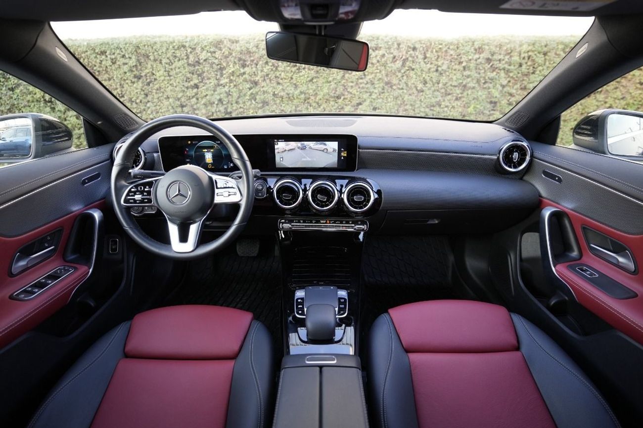 Mercedes-Benz CLA 200 Coupe | 2020