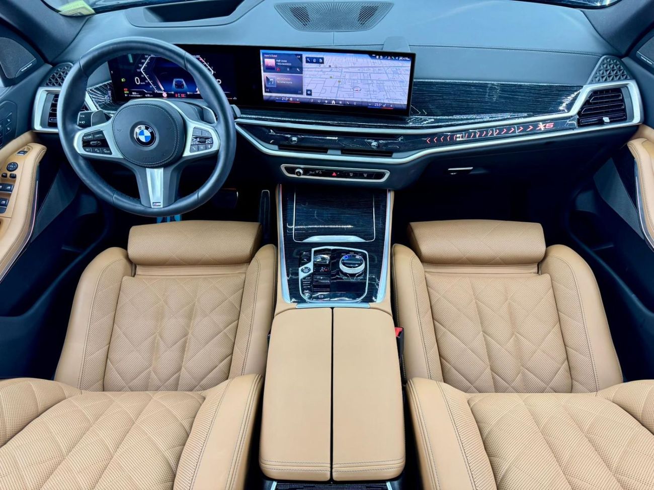 بي أم دبليو X5 40i M Sport 3.0L 2024 BMW X5, 2029 BMW Warranty + Service Pack, Fully Loaded, Very Low Kms, GCC