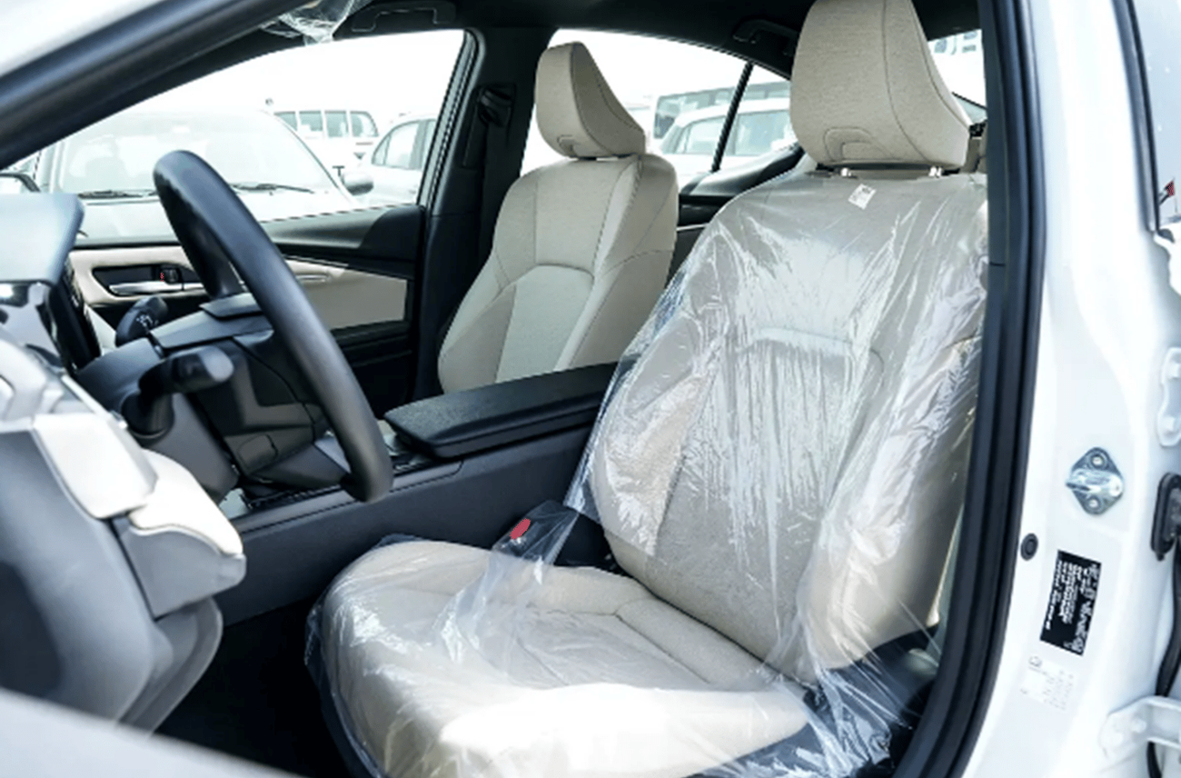 تويوتا كامري ECTWFR012 - 2026 Toyota Camry E – 2.5L Petrol Auto – White with Beige Interior