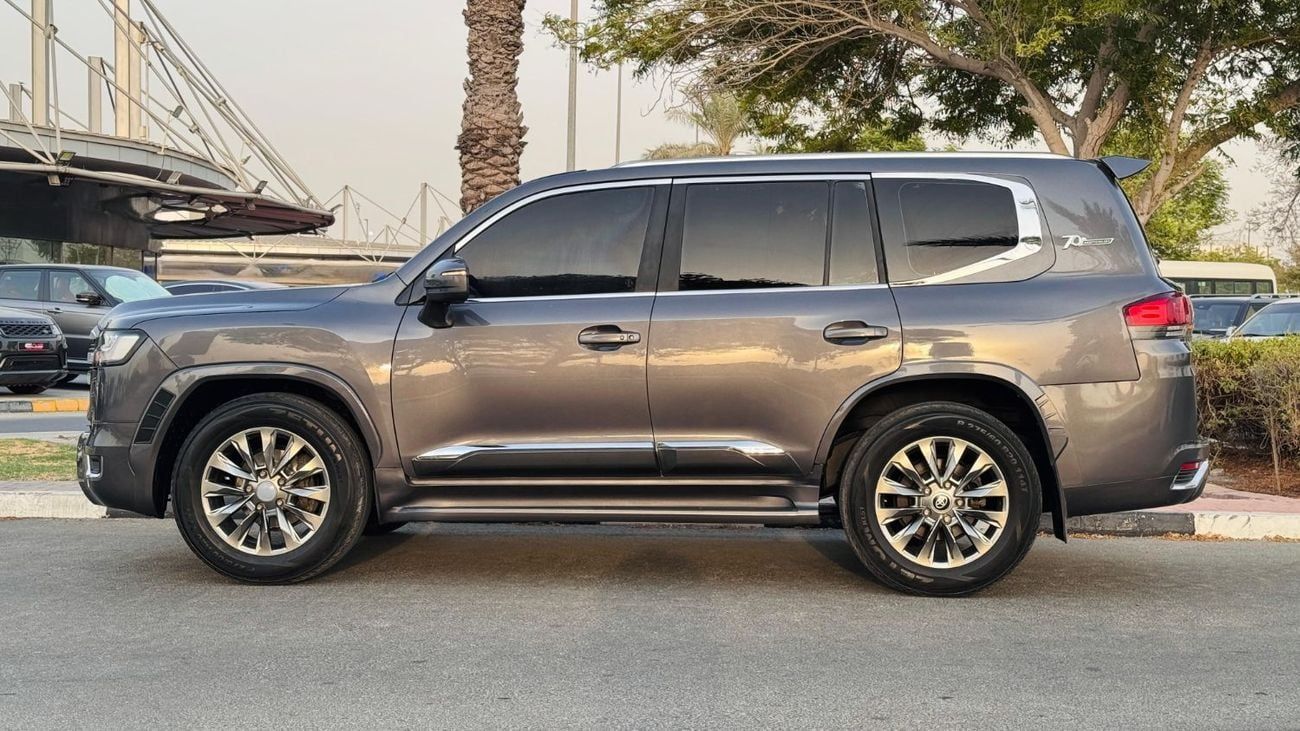 Toyota Land Cruiser MODIFIED TO LC 300 2025 | 4.0L PETROL ENGINE | LHD | AUTOMATIC TRANSMISSION | 4WD
