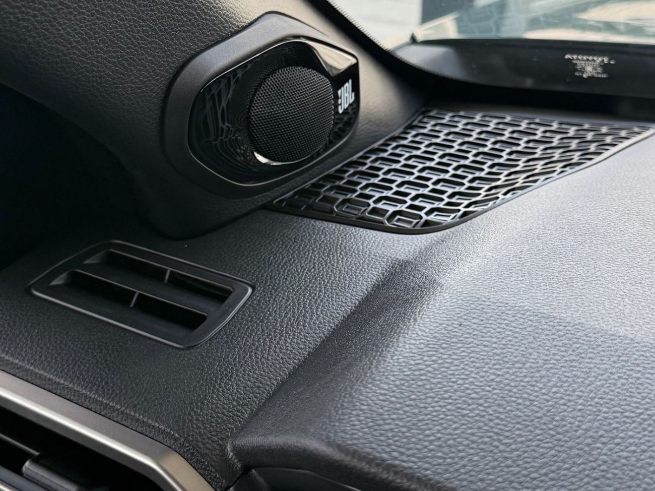 تويوتا Runner4 TRAILHUNTER 2.4 IFORCE-MAX HYBRID