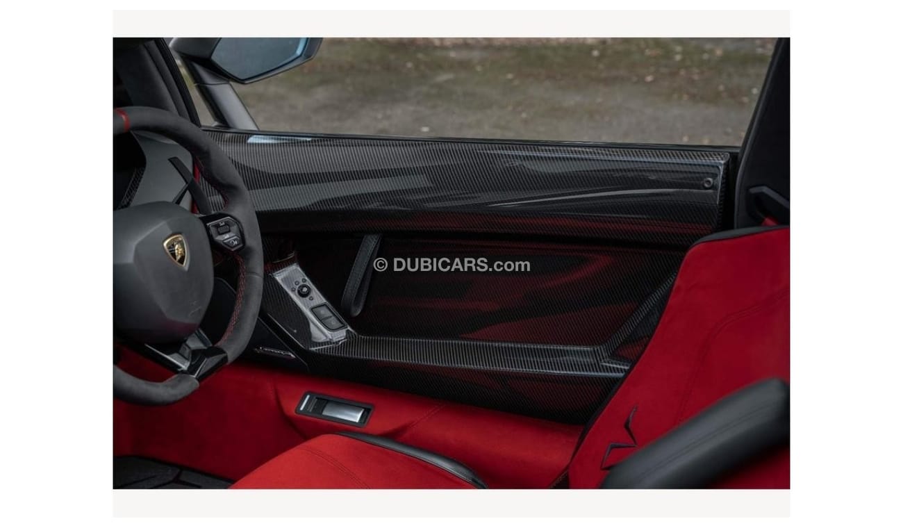 Lamborghini Aventador LP750-4 SuperVeloce Lamborghini Aventador SV Convertible Right Hand Drive