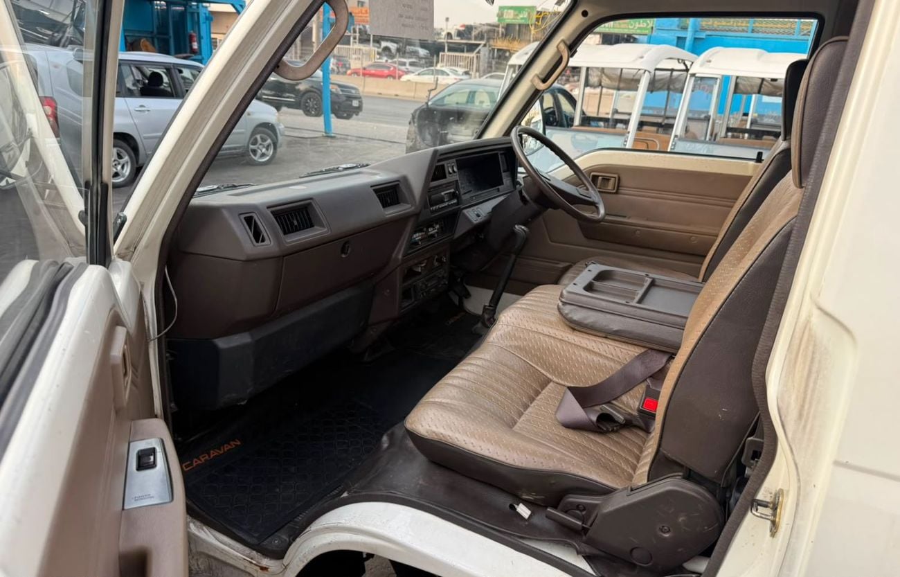 Nissan Caravan