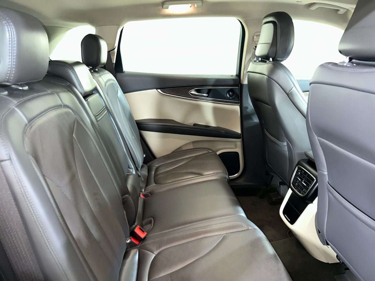 لينكولن ناوتيلوس NAU320 RESERVE / FREE Insurance + Registration / AL TAYER MOTORS / AL QOUZ SHOWROOM