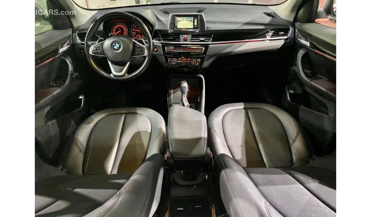 BMW X1 2017 BMW X1 sDrive20i, Warranty, Service History, GCC