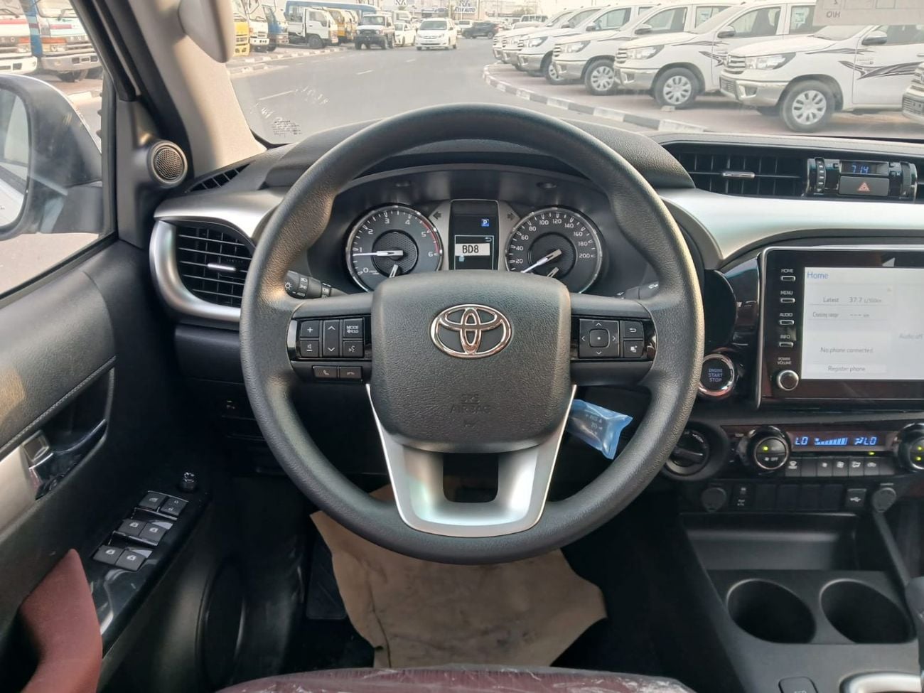 تويوتا هيلوكس SR5 (NON GCC) 2.4 Turbo Diesel -Bahrain Specifications 0KM Export Only