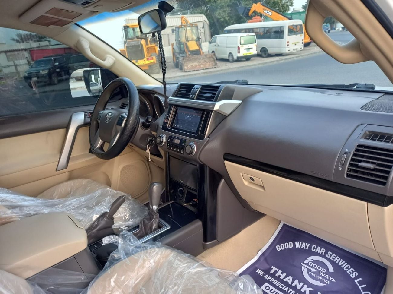 تويوتا برادو PRADO 2.7L PETROL EXPORT AND LOCAL USE GCC