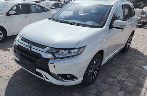 Mitsubishi Outlander 2.0 ENJOY 5 seats