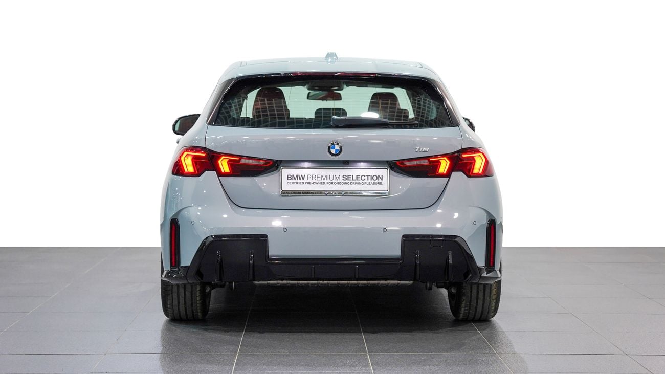 بي أم دبليو 118