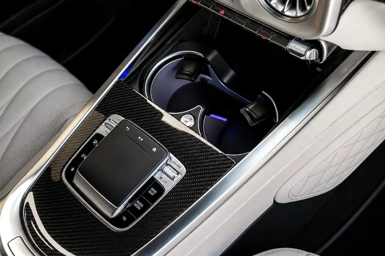 مرسيدس بنز G 63 AMG MERCEDES G63 AMG - FULL CARBON FIBRE -BRAND CONDITION