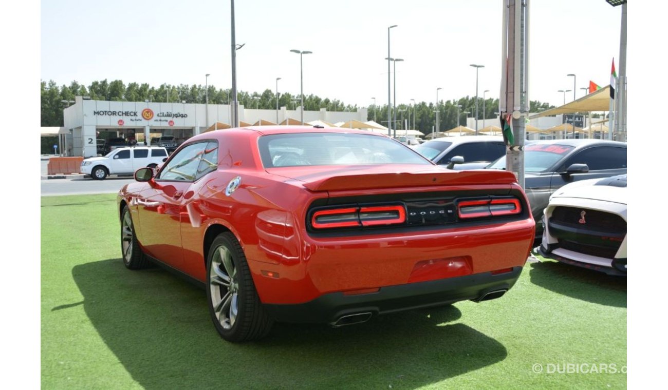 دودج تشالينجر Dodge Challenger R/T V8 Hemi 2020/ Low Miles/Leather Seats/ Very Good Condition