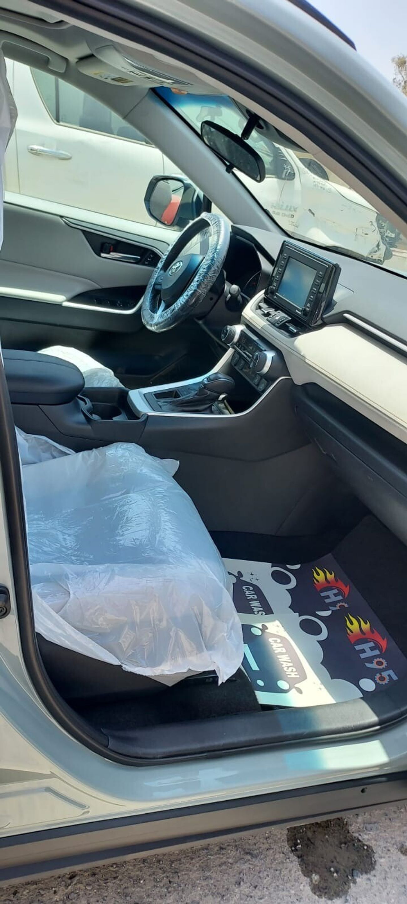 Toyota RAV4 XLE 2.5 FWD