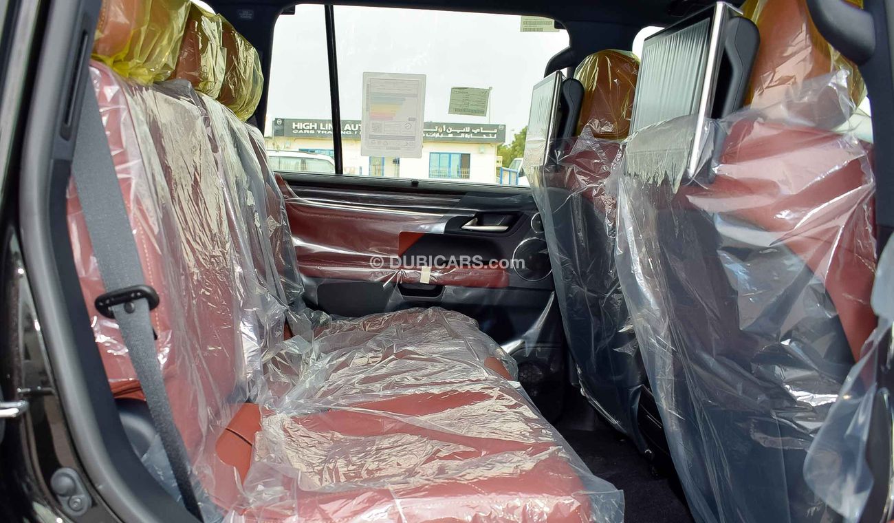 Lexus LX 570 Black Edition S