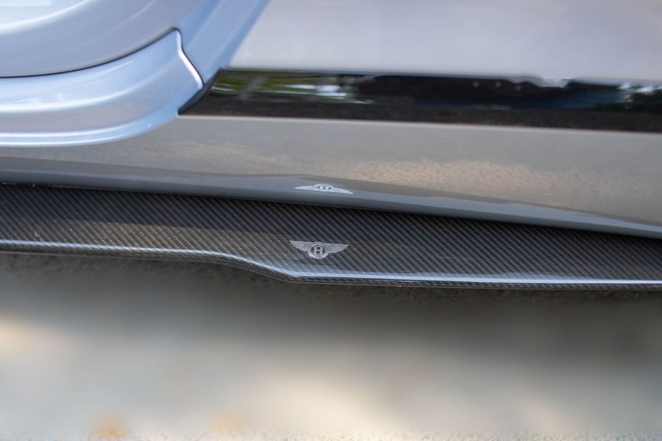 بنتلي كونتيننتال جي تي 4.0T V8