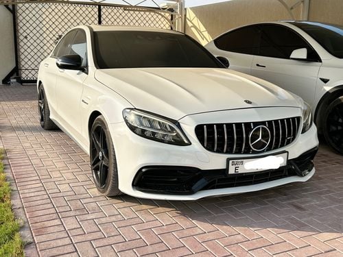 Mercedes-Benz C 63S AMG