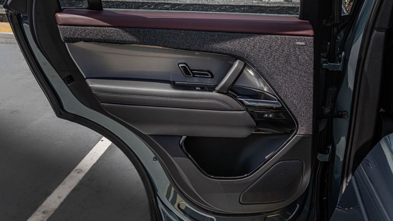 Land Rover Range Rover Sport HSE DYNAMIC 2023 Range Rover Sport | 3.0L Mild Hybrid | AWD | European Specs
