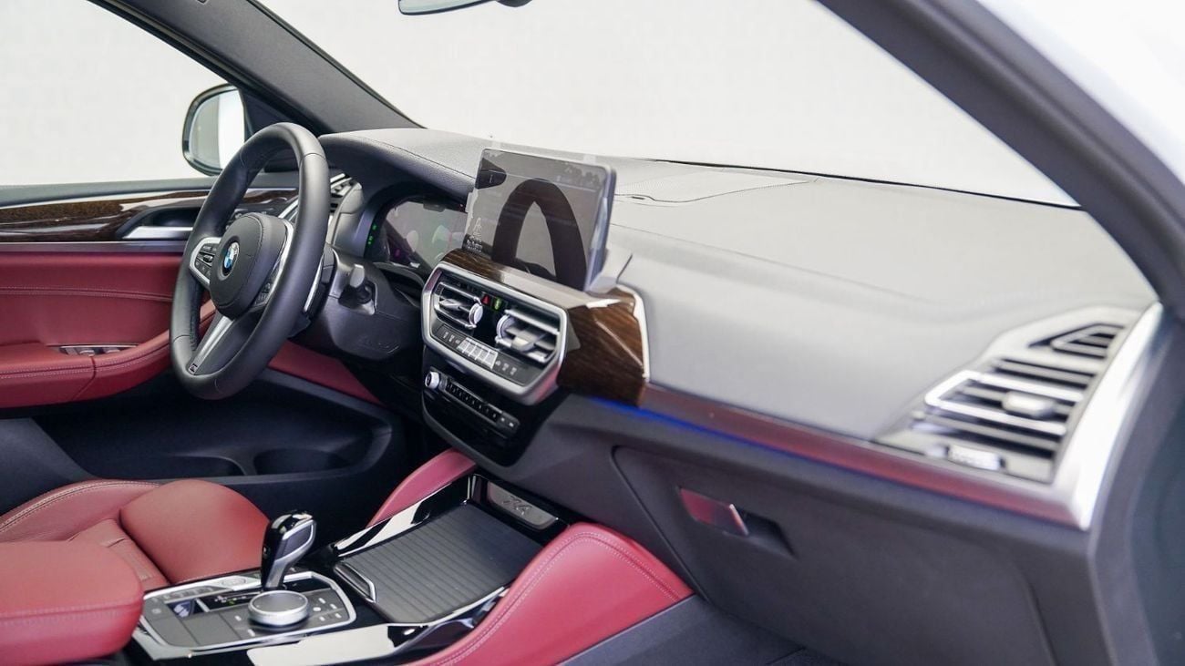 بي أم دبليو X4 xDrive 30i M Sport 2.0L UAE's Very Best Example | AED 3,316 Per Month