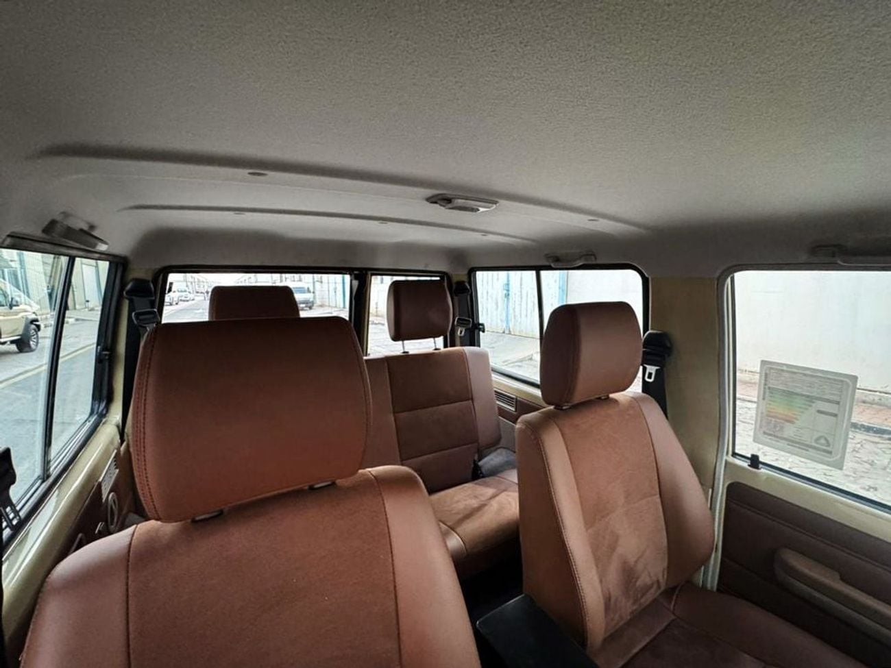 Toyota Land Cruiser S- DLX 71 LX 2.8 AUTO 4.0 AUTO (EXPORT ONLY) (RIGHT HAND DRIVE)