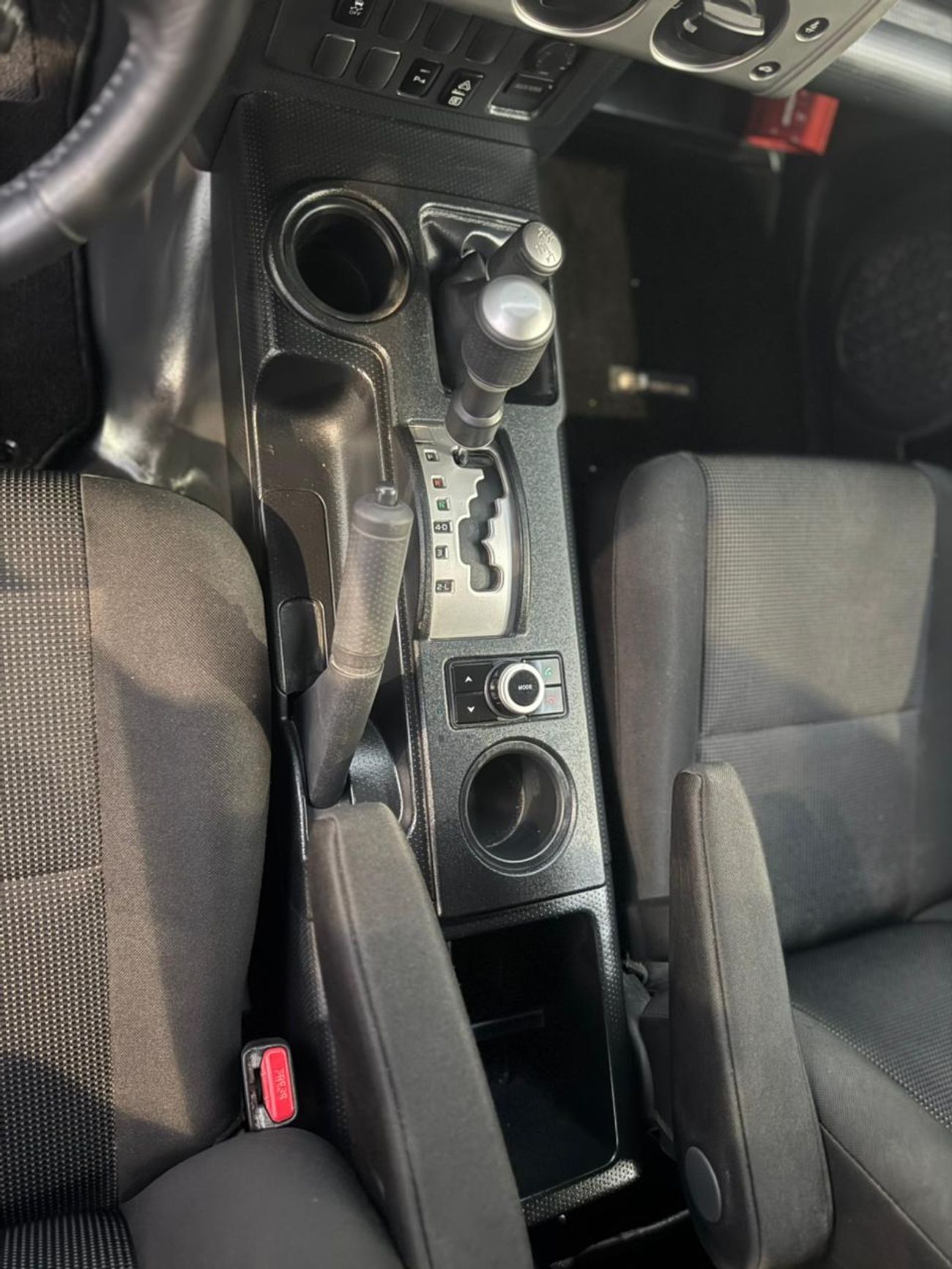 تويوتا إف جي كروزر Toyota FJ Cruiser V6 FULL OPTION MY2023 GCC