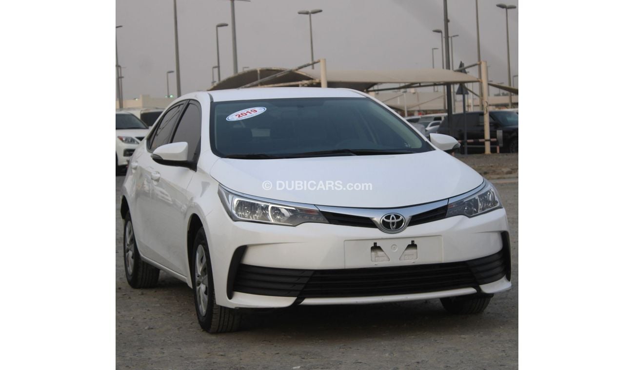Toyota Corolla SE TOYOTA COROLLA 2019 WHITE 1.6 GCC EXCELLENT CONDITION WITHOUT ACCIDENT