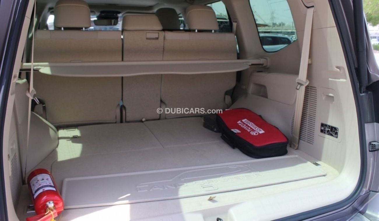 Toyota Land Cruiser GXR-V LC300 GCC