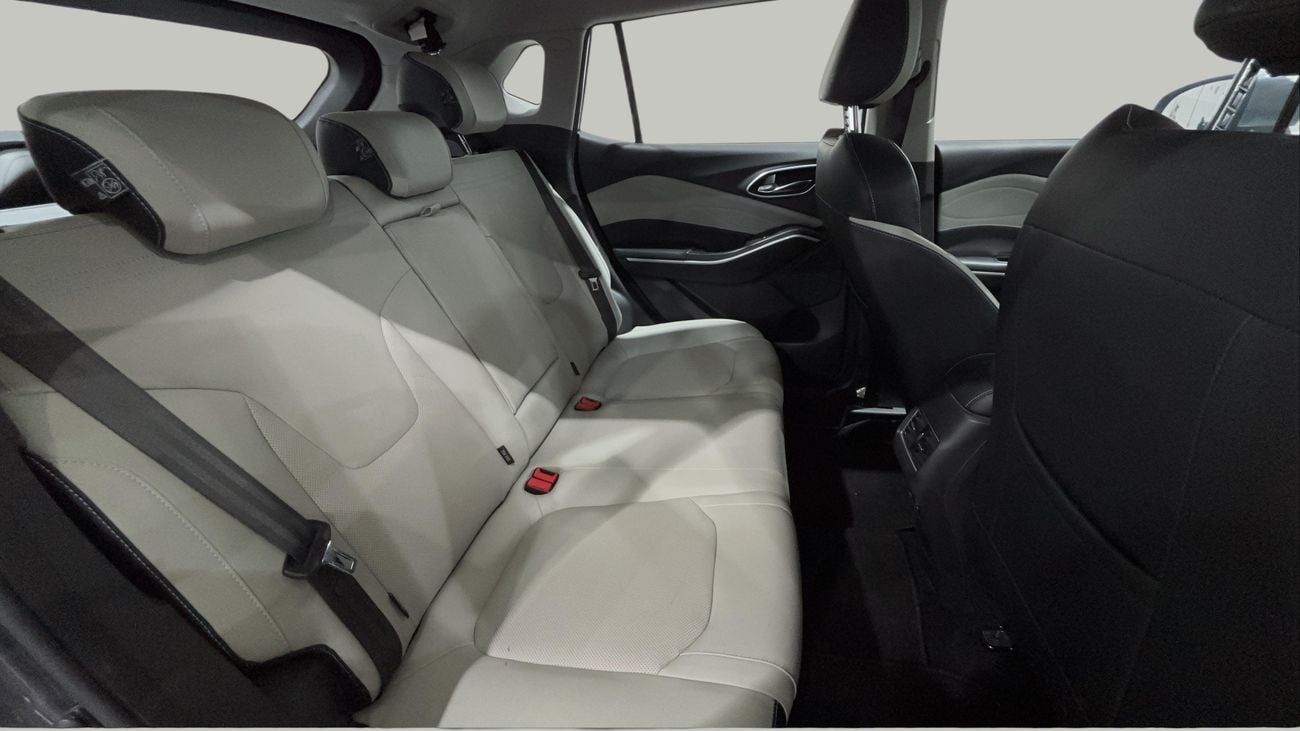 جاك JS4 LUXURY كارس24 هي سوق ضخم للسيارات المستعملة موثوق ومضمون ٪كارس24 هي سوق ضخم للسيارات المستعملة موثوق ومضمون
