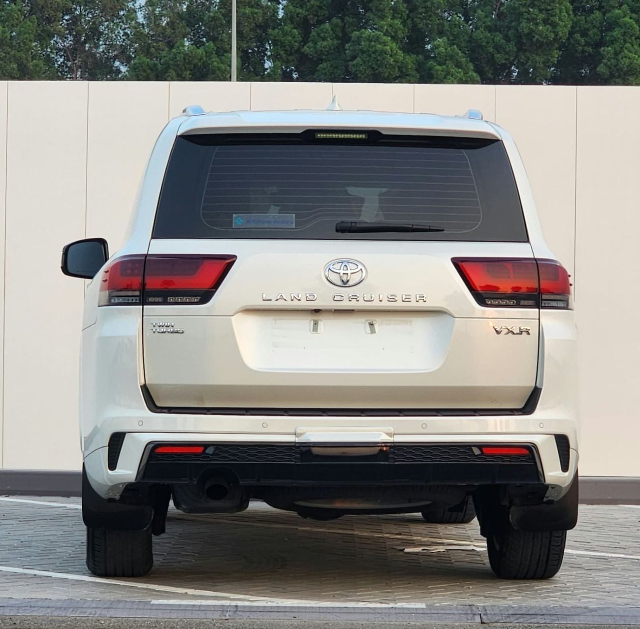 Toyota Land Cruiser VXR Twin turbo original paint
