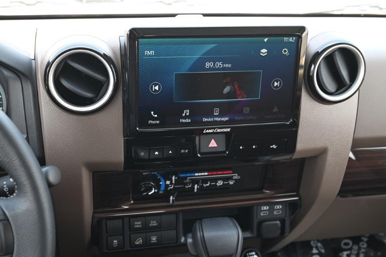 Toyota Land Cruiser 70 71 SWB LX-Z 4.0L Petrol 4WD AT