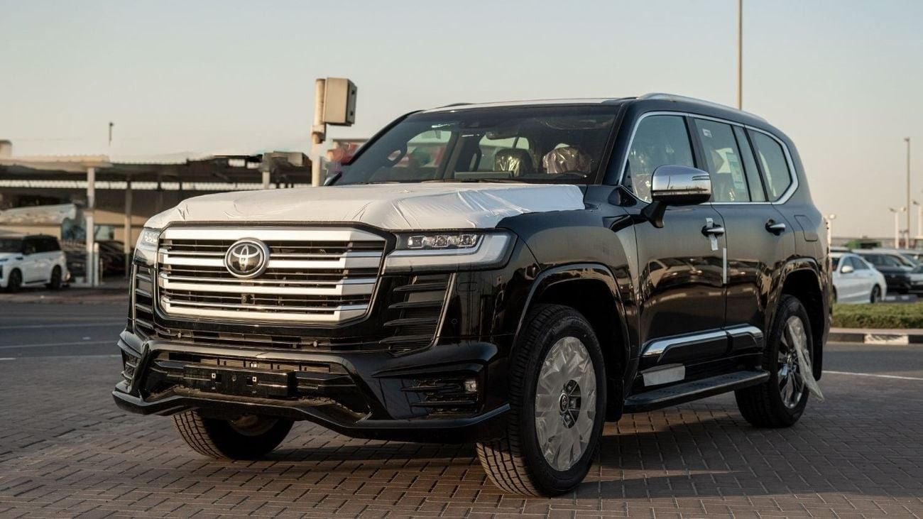 Toyota Land Cruiser 300 VXR 3.3D Full Option with RADAR, Two Tone Leather Seats 2024YM