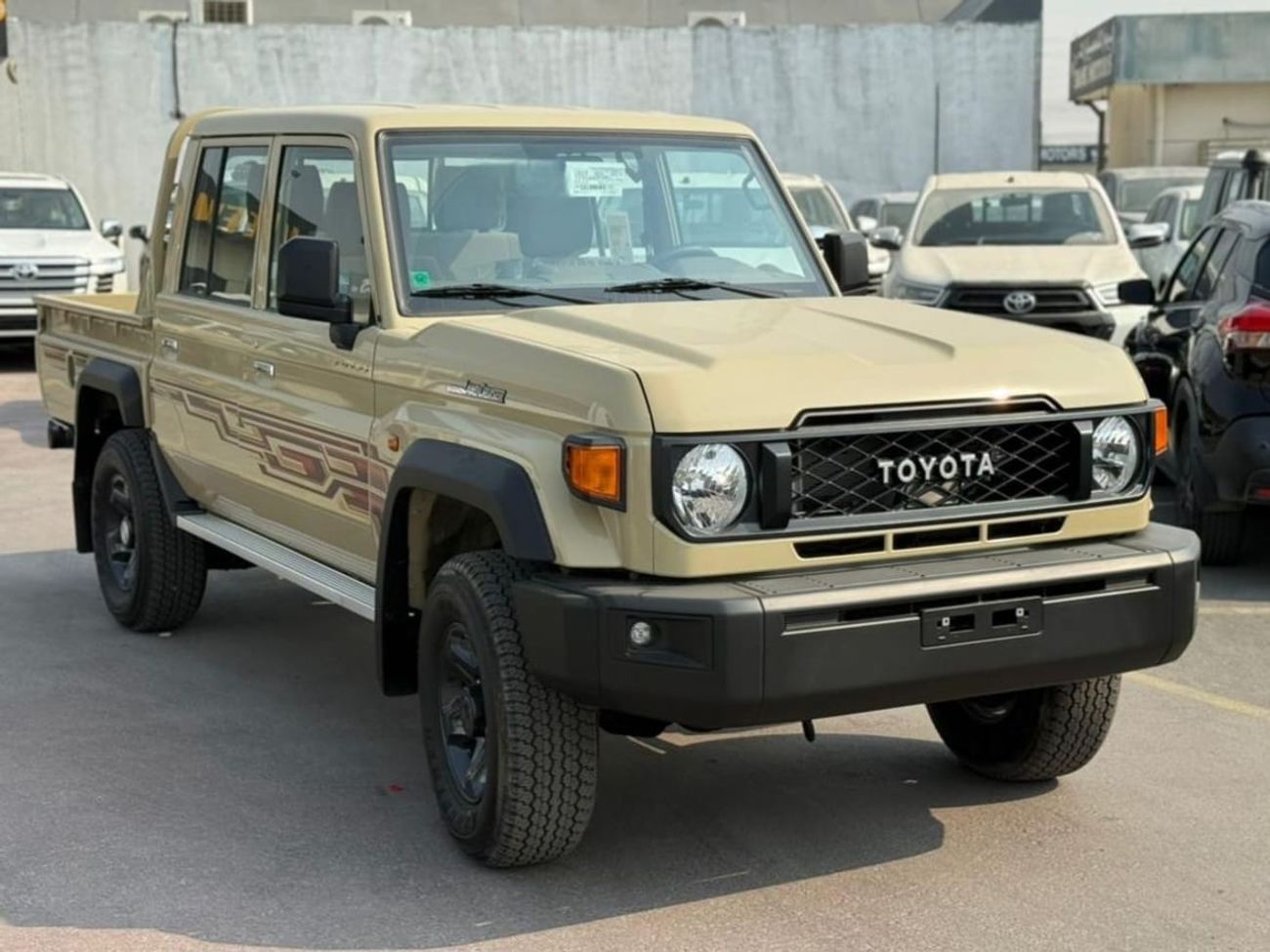 تويوتا لاند كروزر TOYOTA LAND CRUISER PICK 4.0L PETROL DOUBLE CAB A/T MY 2025