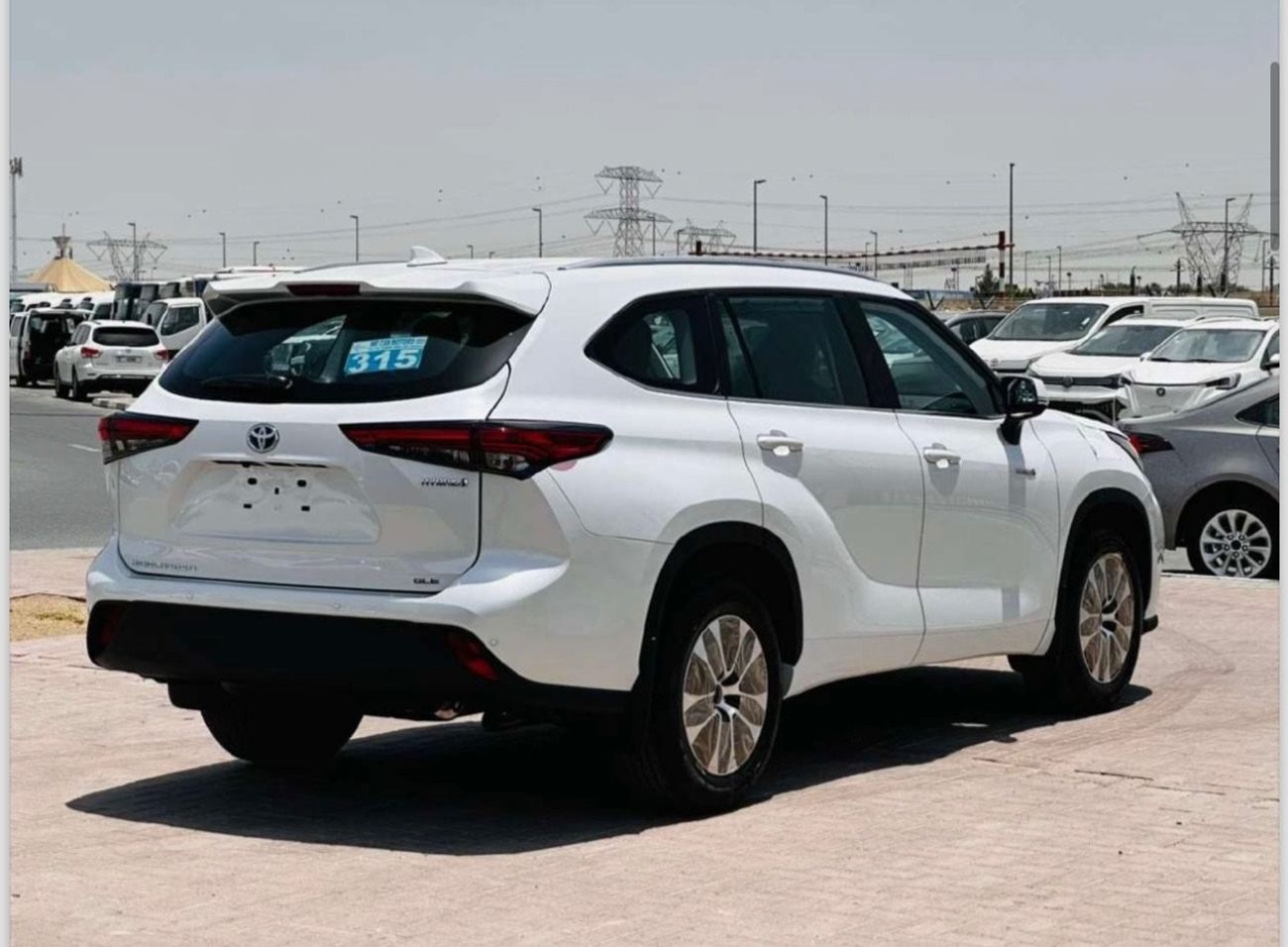 تويوتا هايلاندر TOYOTA HIGHLANDER GLE 2.5 L WHITE