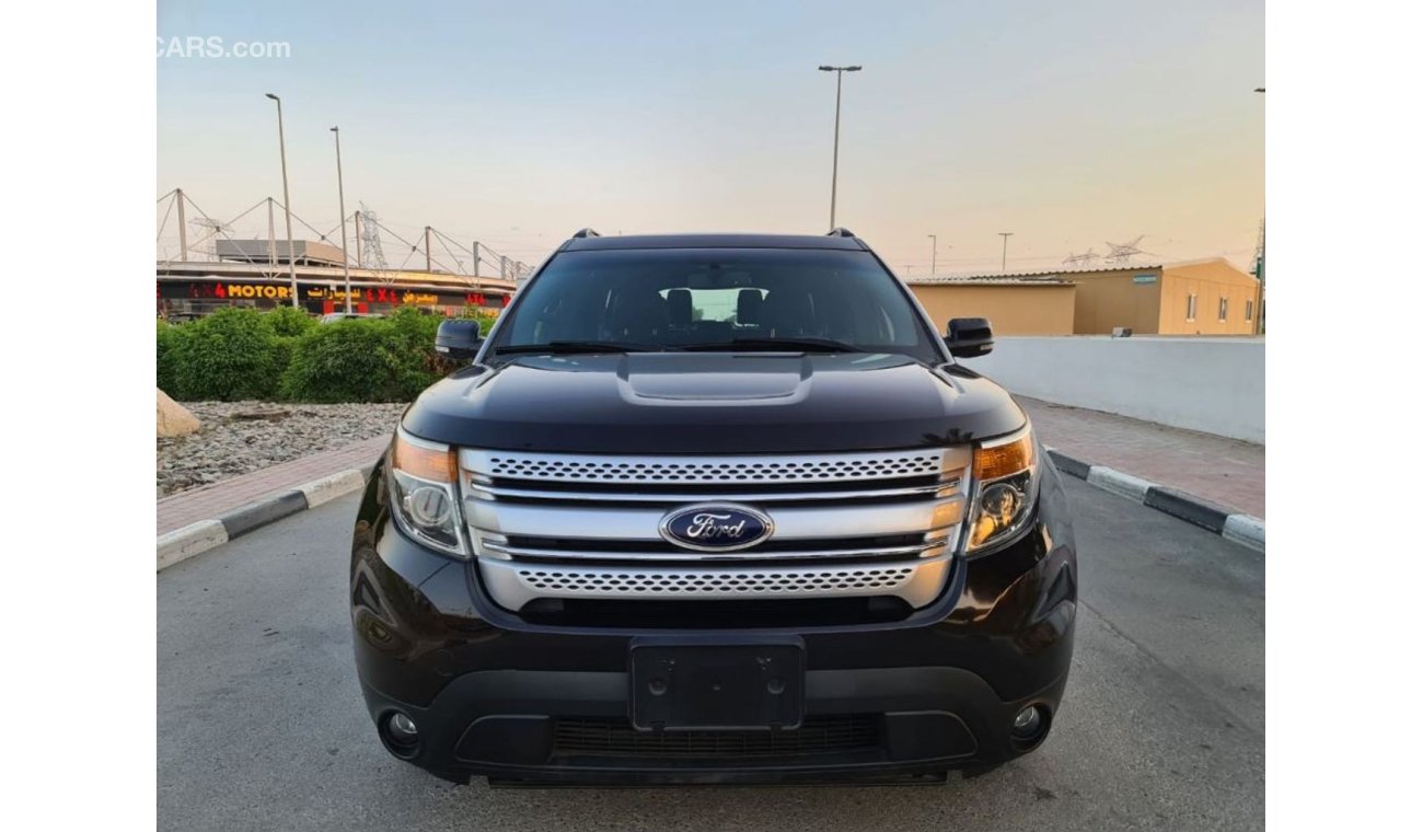 Ford Explorer XLT - WARRANTY - GCC SPECS - FULL OPTION