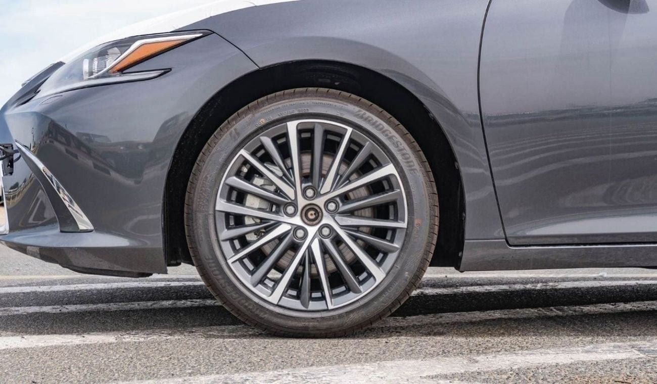 Lexus ES300h 2024 Lexus ES300 2.5L  HEV AT (Export price)