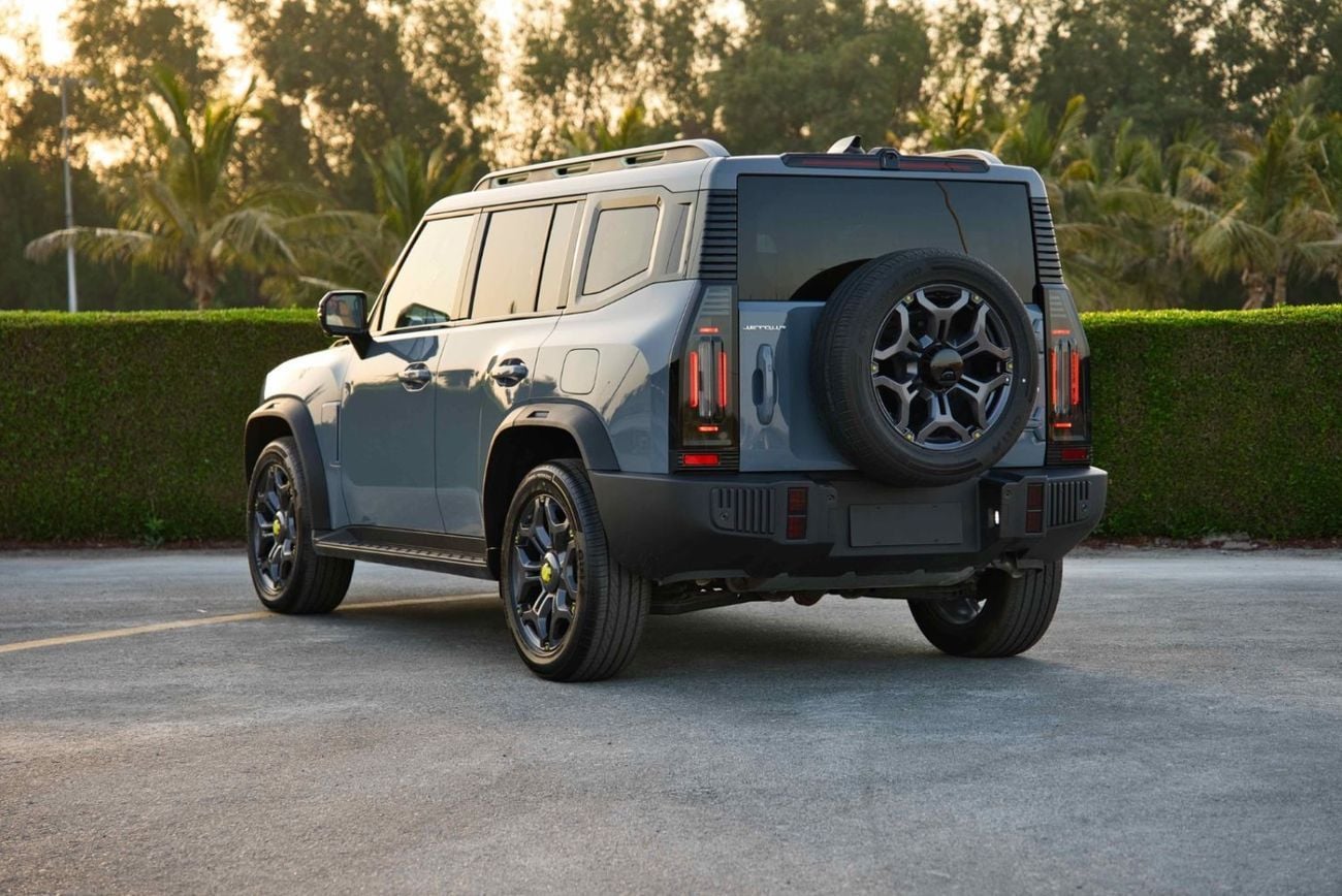 Jetour T2 LUX