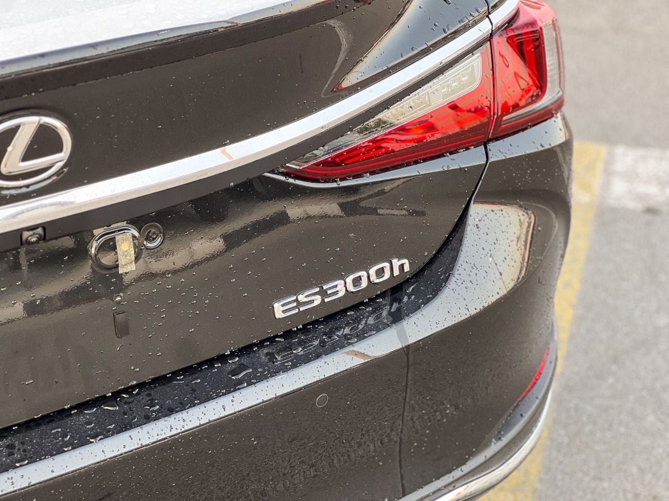 Lexus ES300h EXPORT ONLY - ES300h 2.5L Hybrid