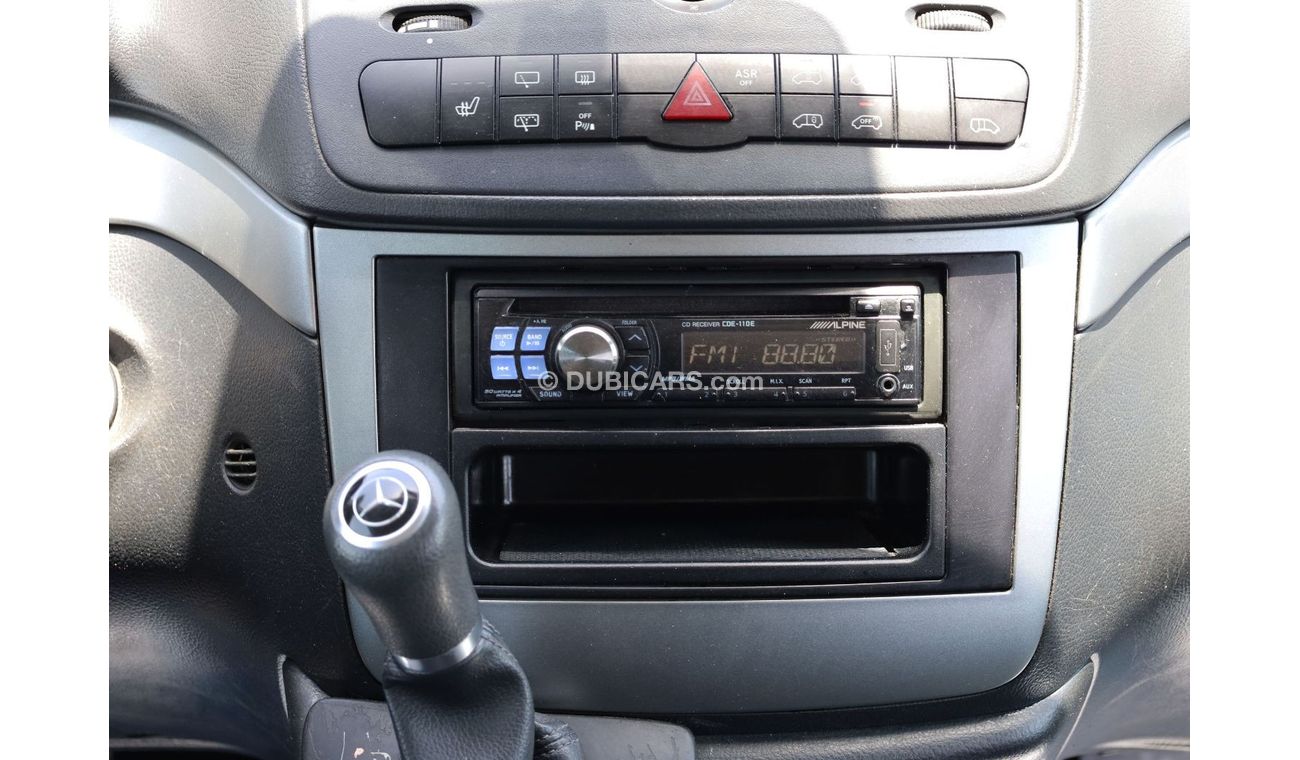 مرسيدس بنز فيتو V6 3.5L | 9 Seater | Excellent Condition | GCC Specs