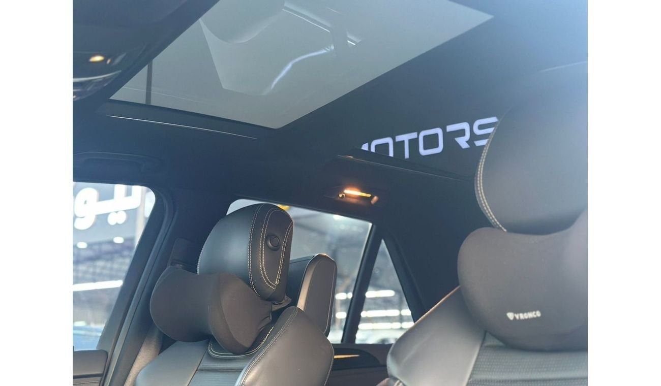 مرسيدس بنز GLE 63 Mercedes Benz GLE 63 2016