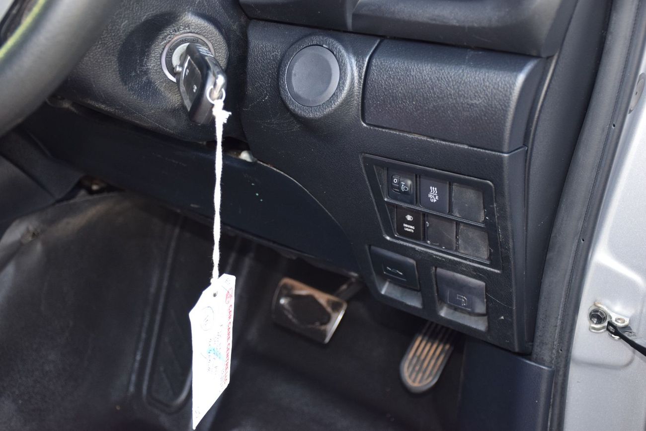 Toyota Hilux S GLX 2.8L 4WD A/T