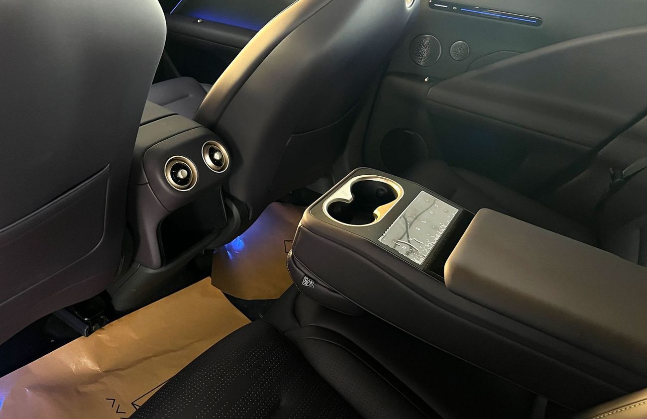 أفاتر 07 Plug in Hybrid 2024