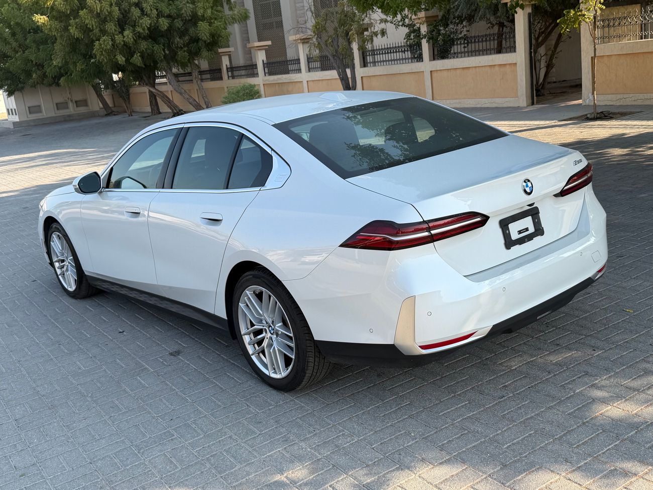 بي أم دبليو 530i clean title