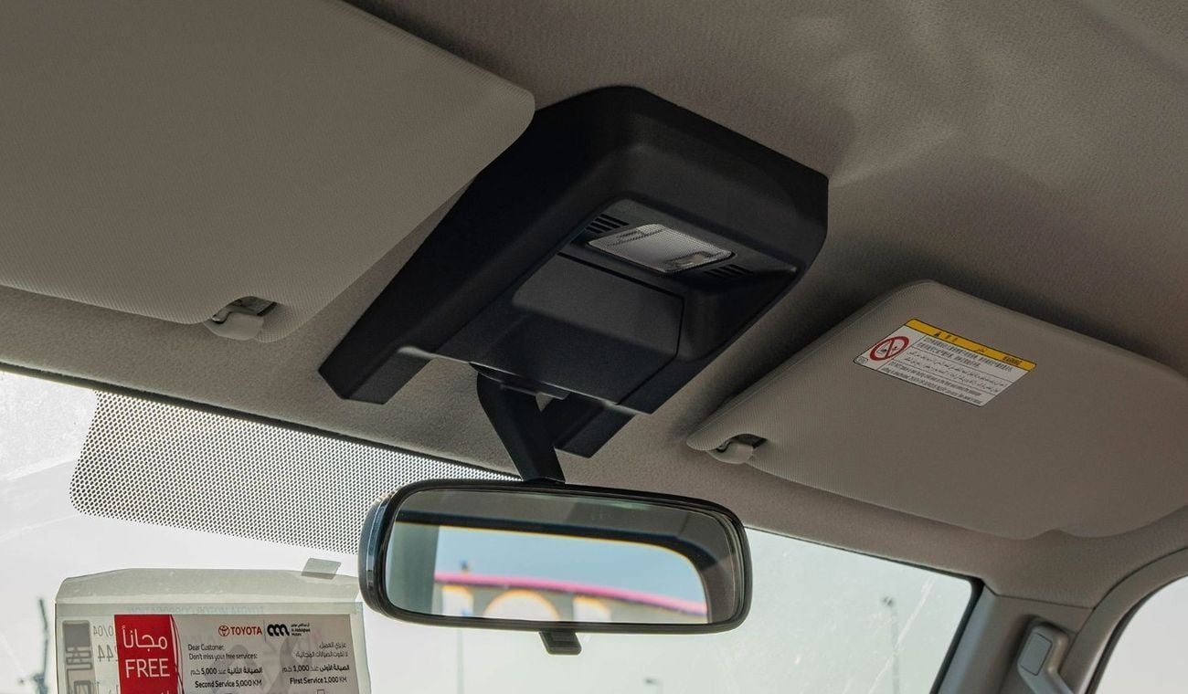 Toyota Land Cruiser Pick Up 2025 Toyota Land Cruiser LC 79 4.0L SC AT Petrol Basic w/ Fridge (White)