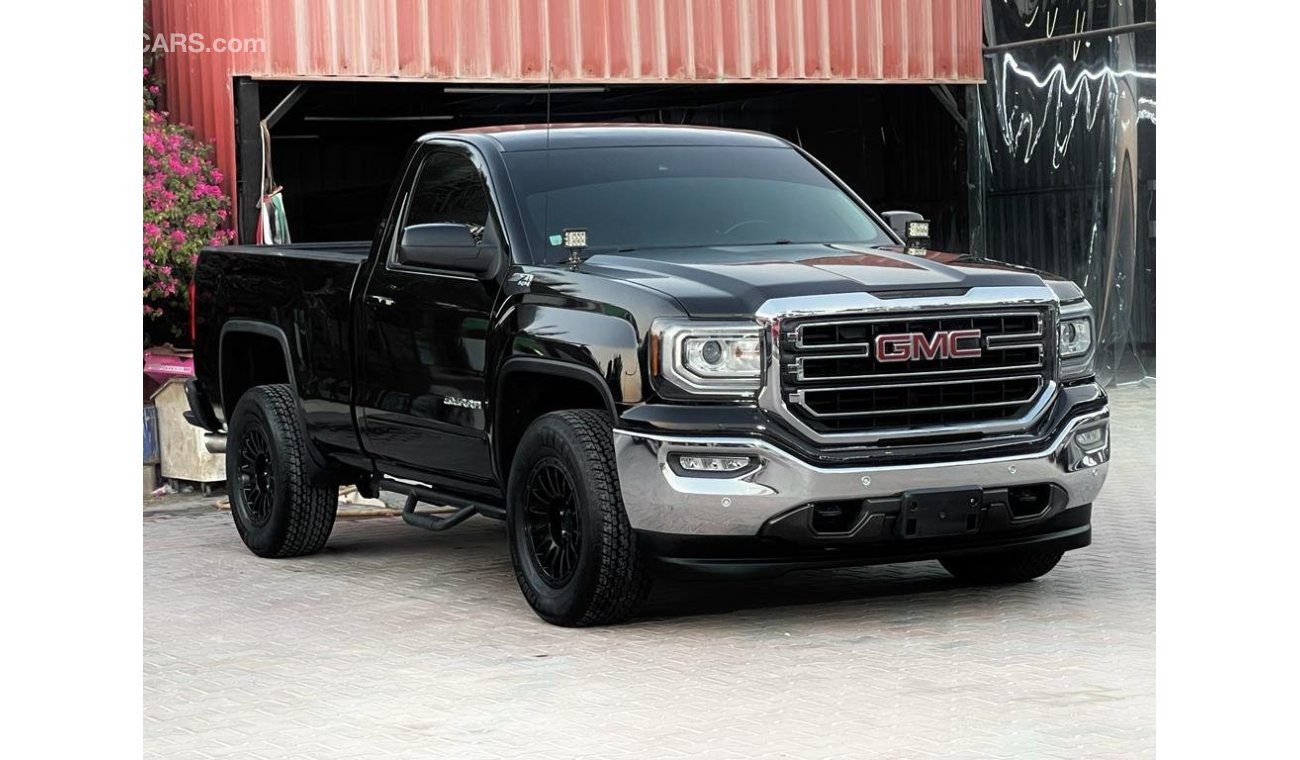 GMC Sierra