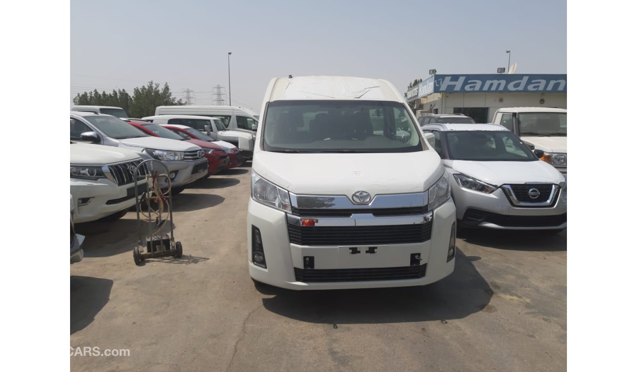 Toyota Hiace 13seats