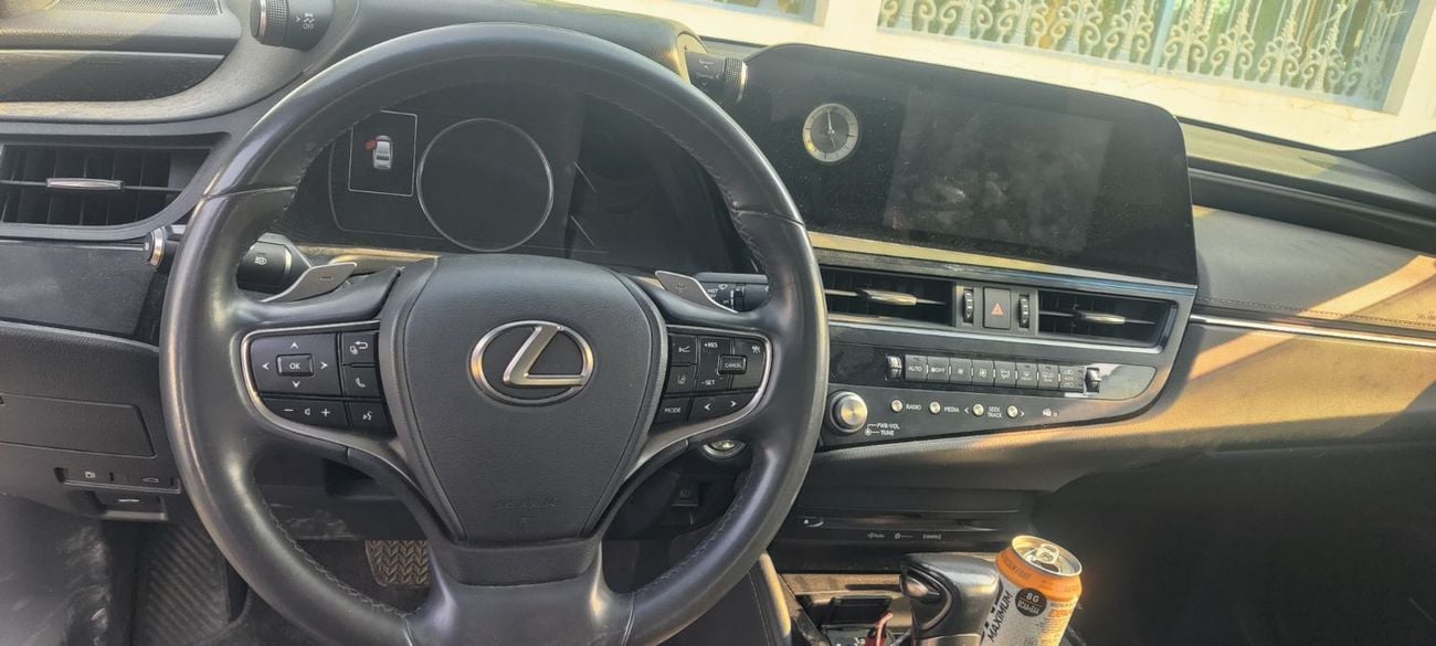 لكزس ES 350 F-Sport 3.5L