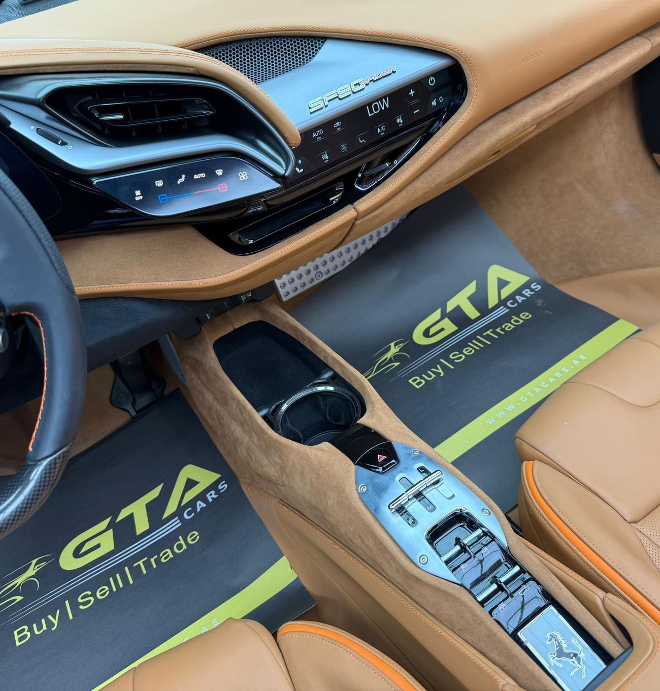 Ferrari SF90 Spider 2022 Ferrari SF90 Spider, Warranty, Very Low Km, Fully Loaded, Excellent Condition, European