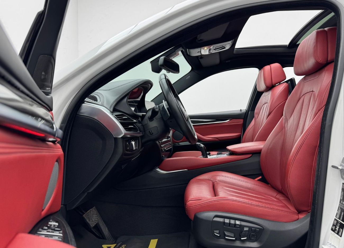 BMW X6 50i M Sport 4.4L 2018 BMW X6 xDrive50i M Sport, 2026 Agency Warranty & Service, Agency FSH, GCC